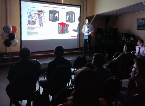 Презентация винтовых компрессоров Harrison на конференции в Екатеринбурге